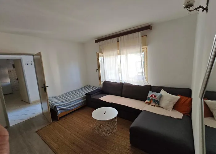 Apartamento Lucy's Place Murter